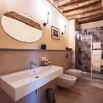 Le Cune - Private Pool, Airco, Jacuzzi * Palazzo (Ancona)