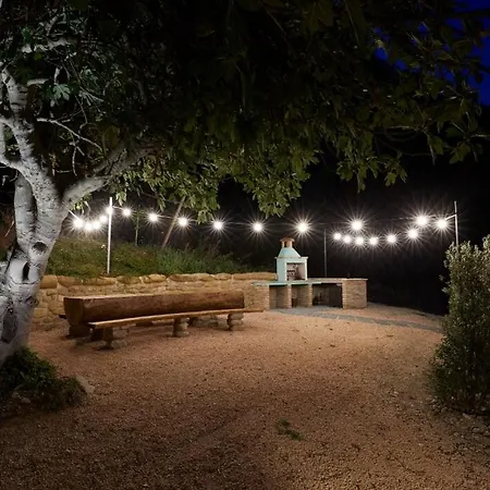 Le Cune - Private Pool, Airco, Jacuzzi